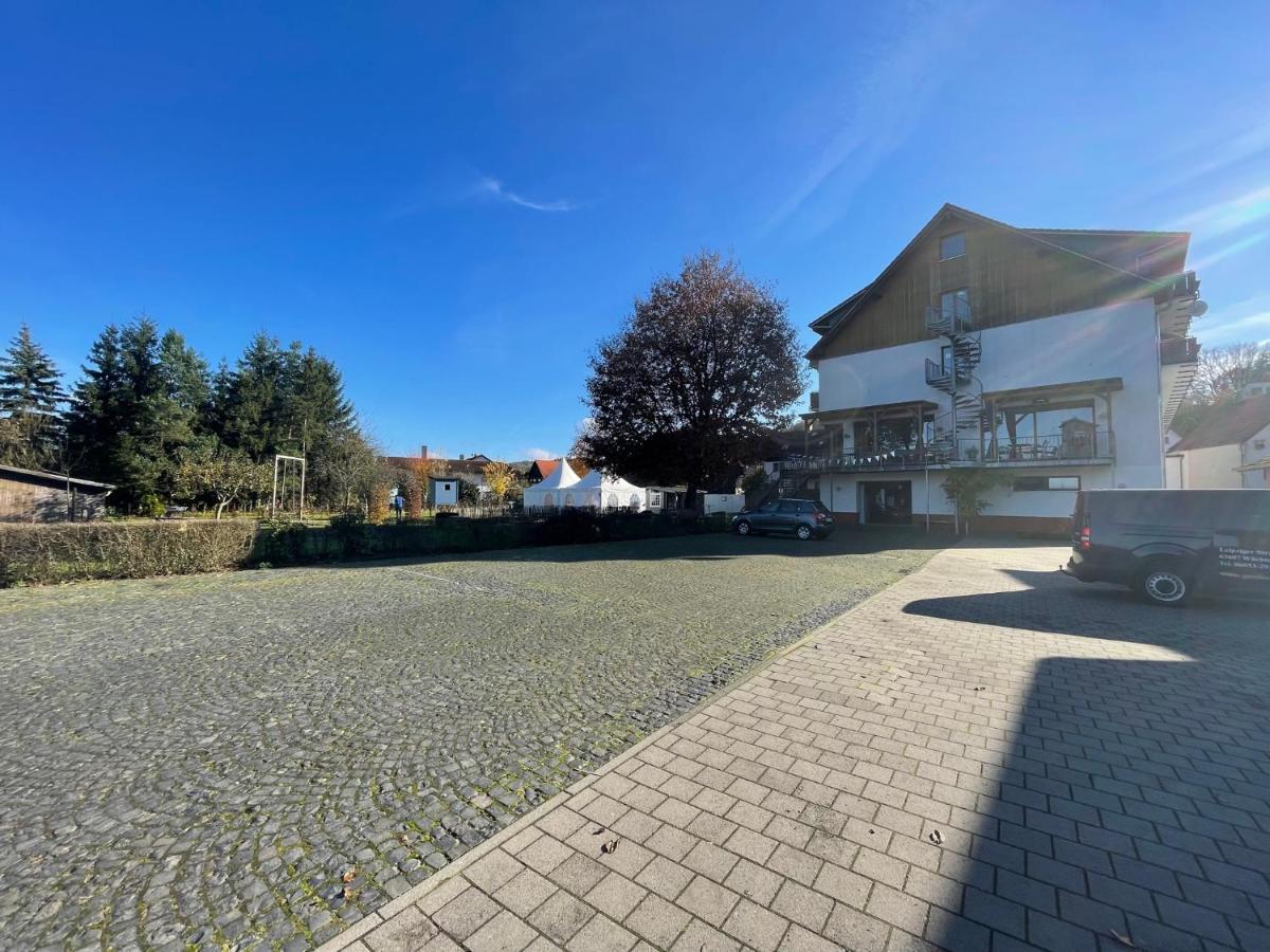 Landgasthof 'Zur Quelle' Wachtersbach Luaran gambar